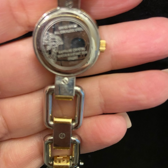 Versace Corniche Link Watch - Timepiece - Picture 7 of 10